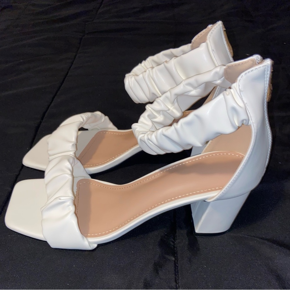 SHEIN white heel